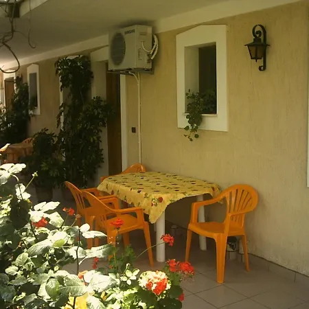 Polymnia * Spartia (Kefalonia)