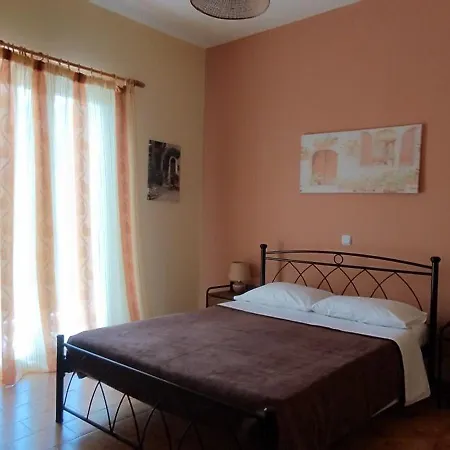 Polymnia Apartman *